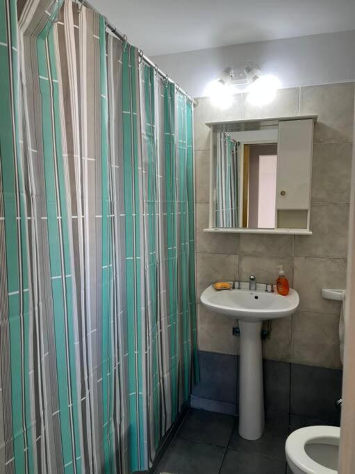 Hermoso Departamento Con Parrillero. Zona Centro Apartment *