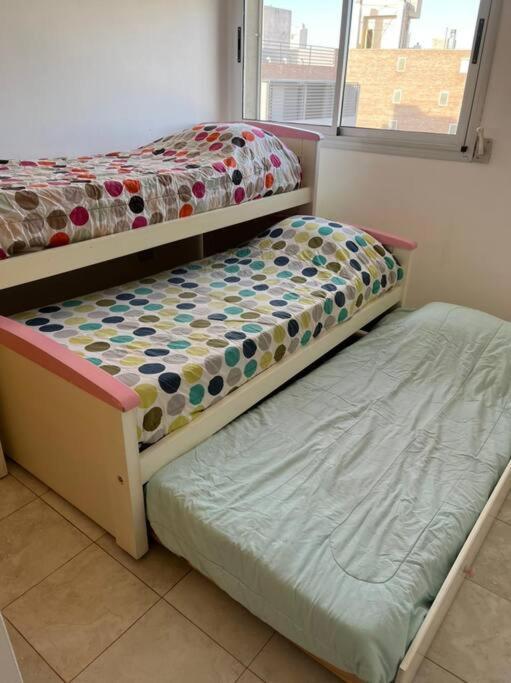 Hermoso Departamento Con Parrillero. Zona Centro Rosario
